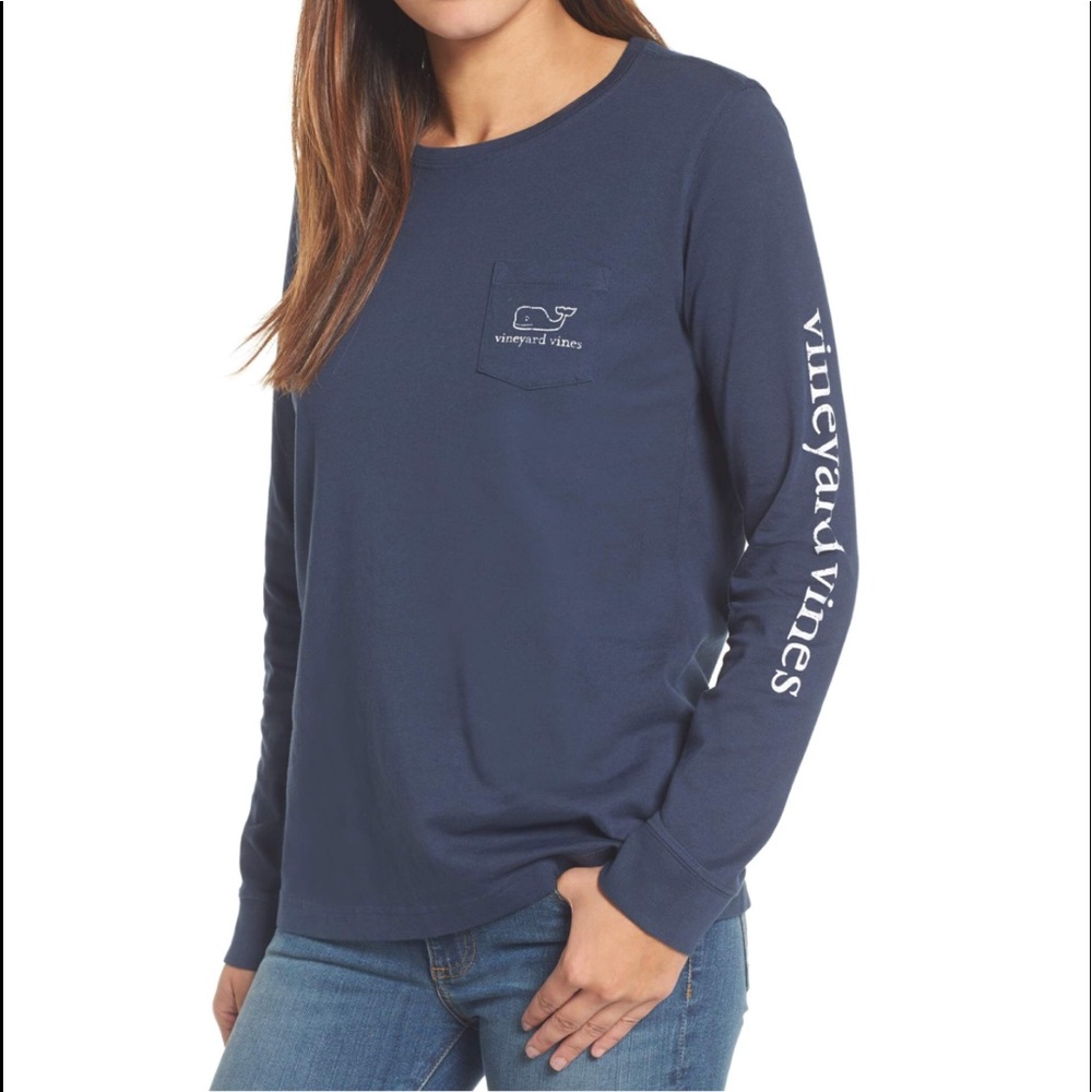 🐳❤️ | Vineyard Vines Whale Print Top